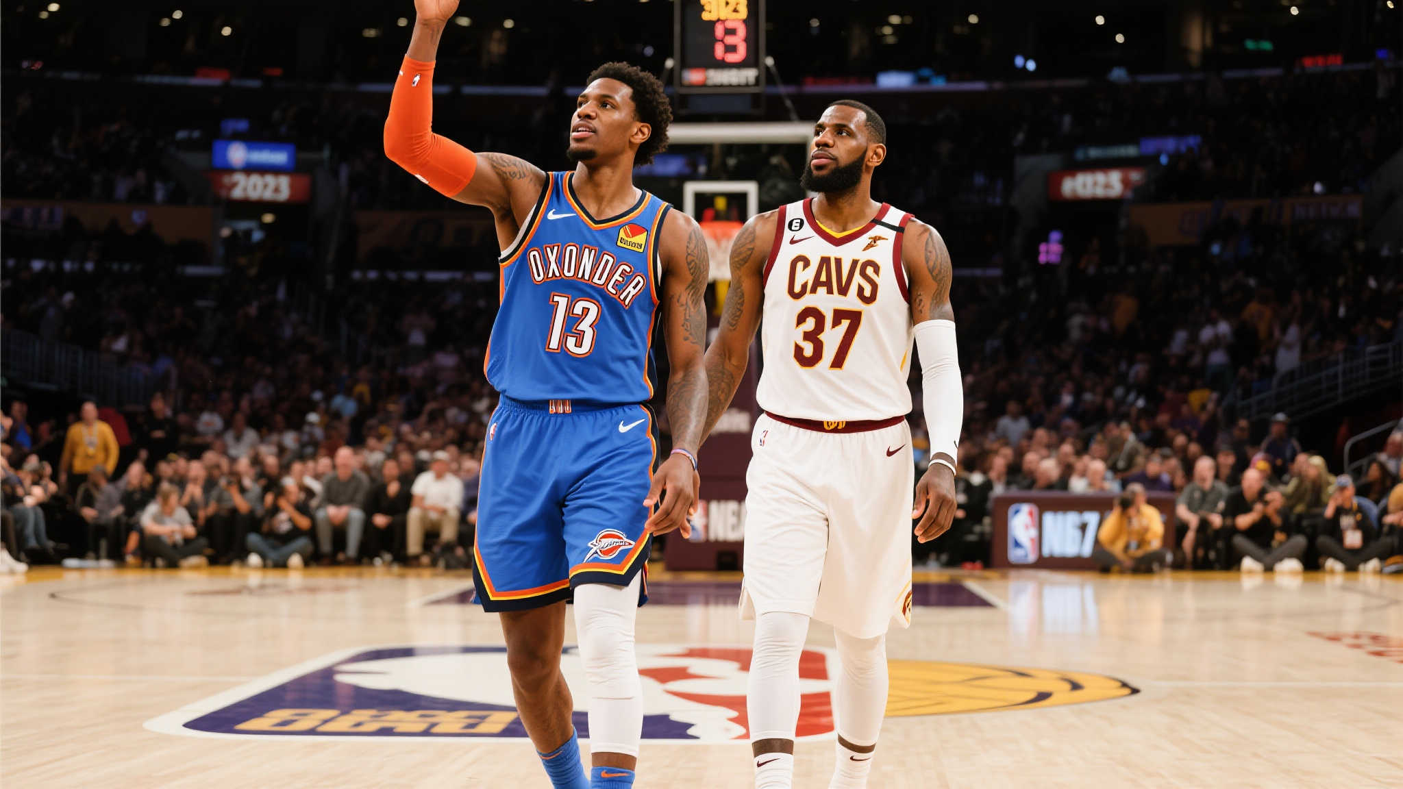 亚历山大与杰威总决赛合砍377分,成就仅逊2016詹姆斯携欧文记录 篮球的世界从来不缺少传奇与经典。在2023年的激烈